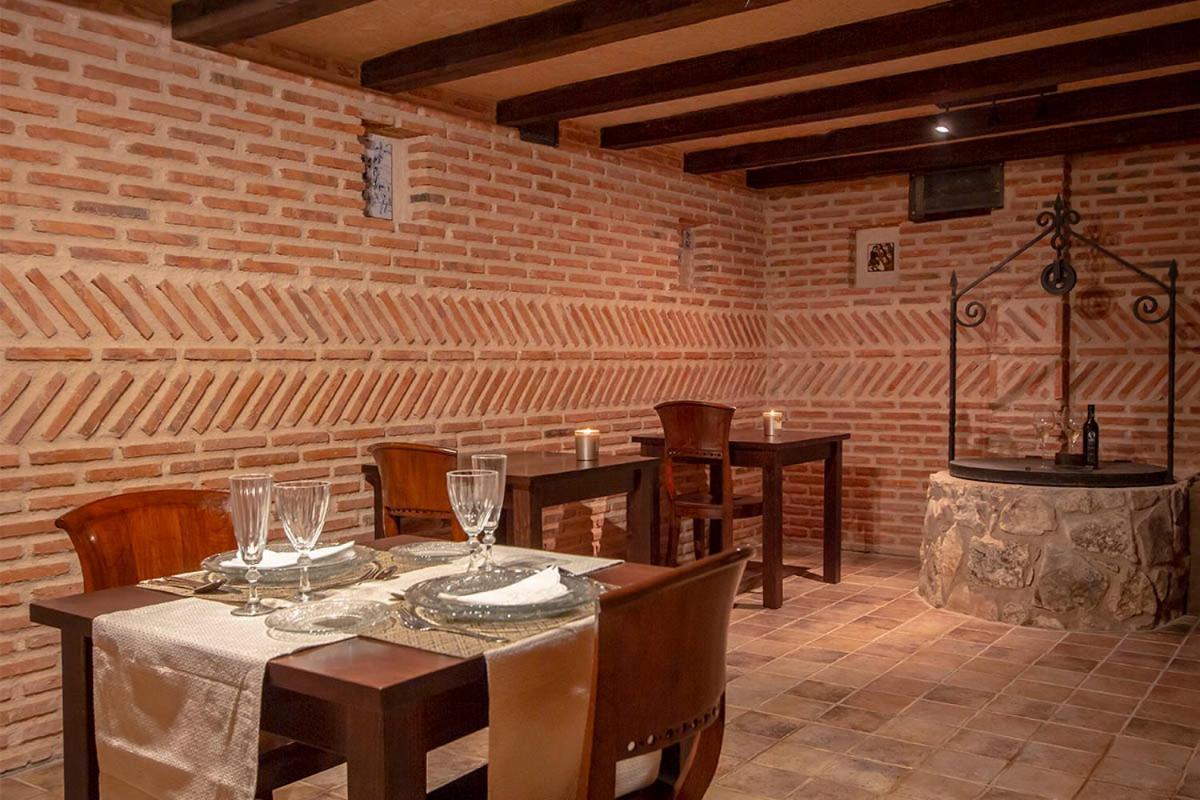 Гостьовий будинок Mis Cuatro Estaciones, Casa Boutique Sotos de Sepulveda Екстер'єр фото